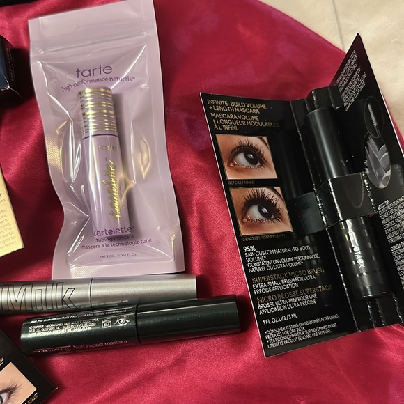 Mascara samples - Picture 4 of 5